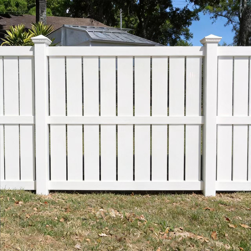 Semi-private Vinyl Fence